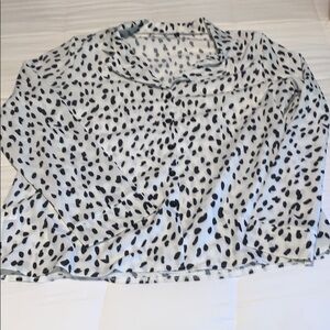 5/$25 Fun print boutique blouse